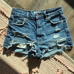 Zara distressed shorts